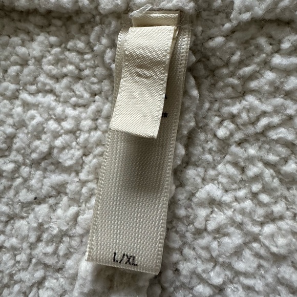 SKIMS high waist cream fuzzy sleep shorts, size L/XL - Picture 4 of 11